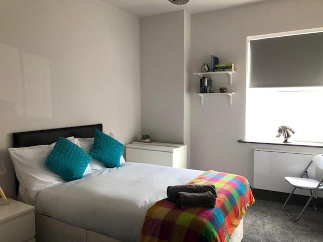 Townhouse Plus @ London Road Stoke Bilik gambar